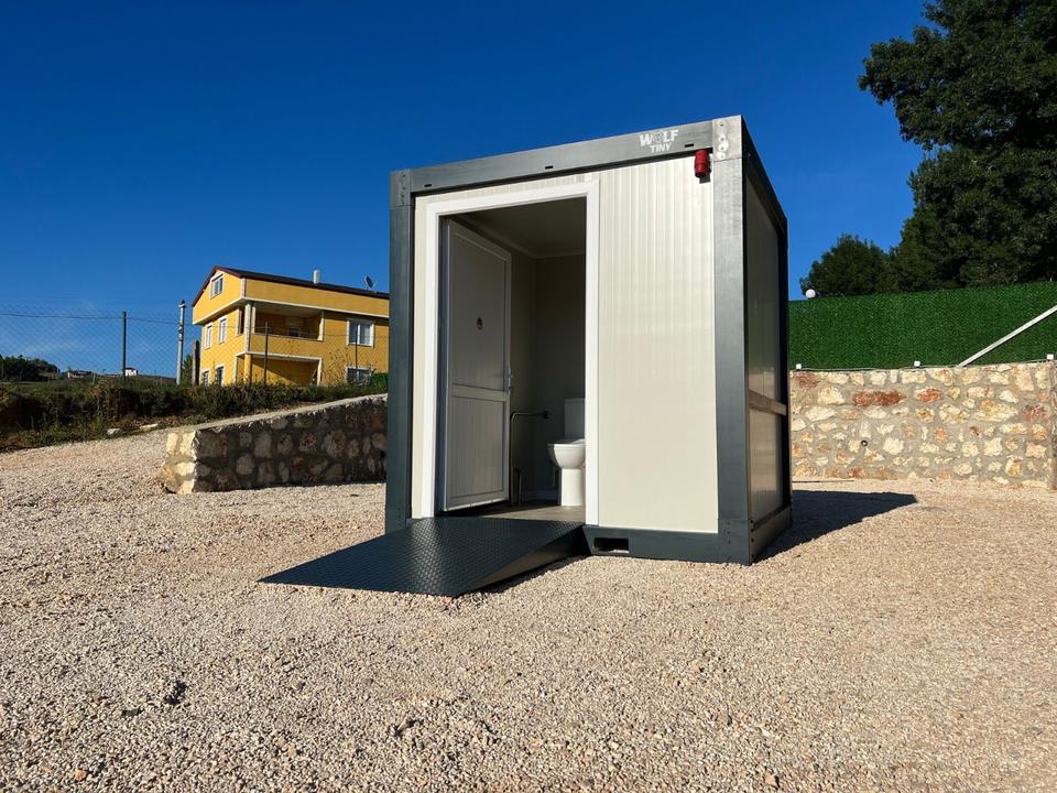 CONTENEDOR SANITARIO PARA DISCAPACITADOS 220 X 220