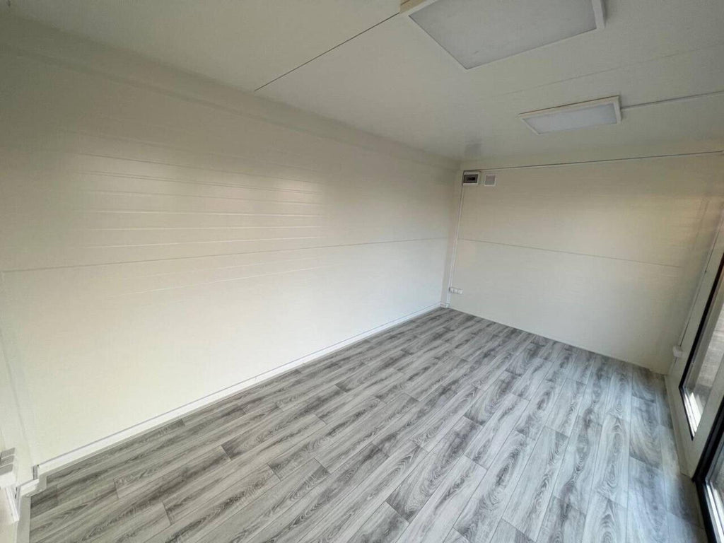 CONTENEDOR DE OFICINA 6x3M