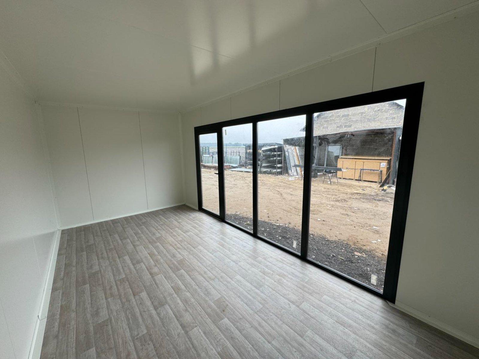 CONTENEDOR DE OFICINA 6X3M