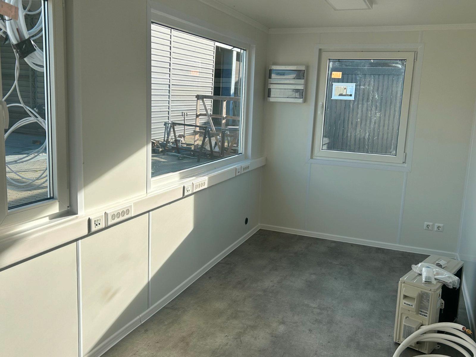 CONTENEDOR DE OFICINA 20 PIES