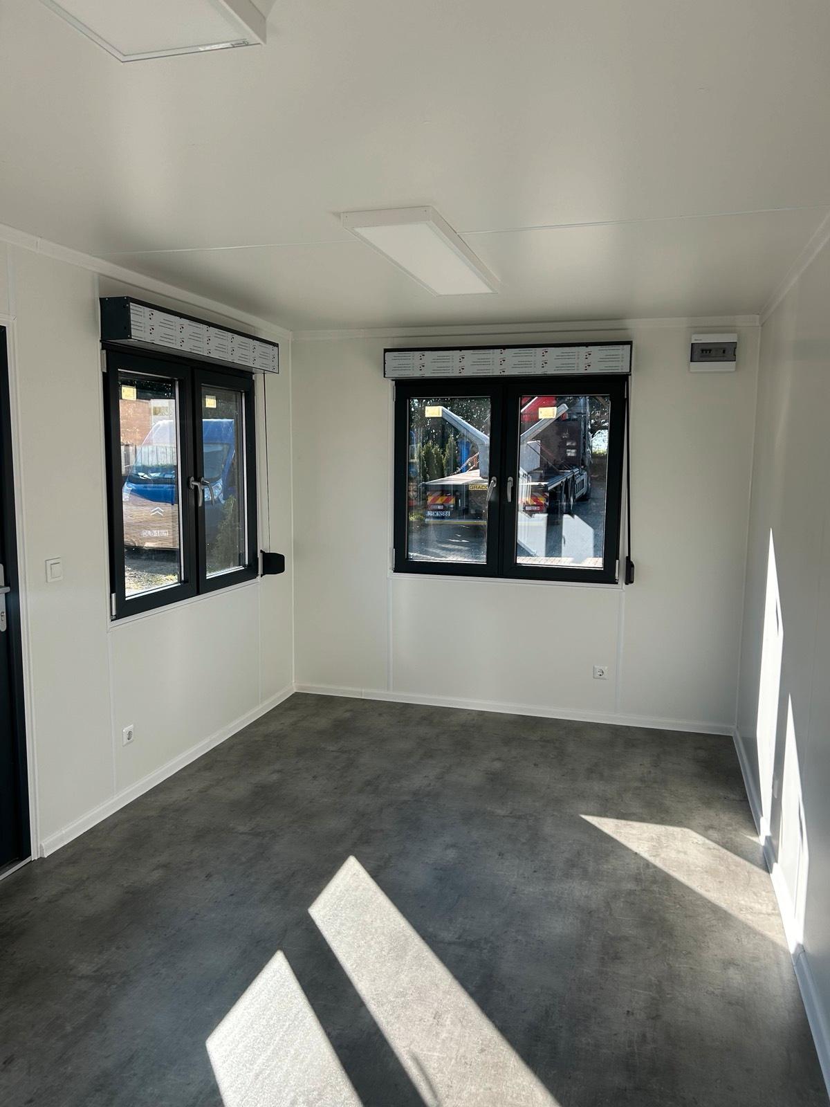 CONTENEDOR DE OFICINA 6X3M