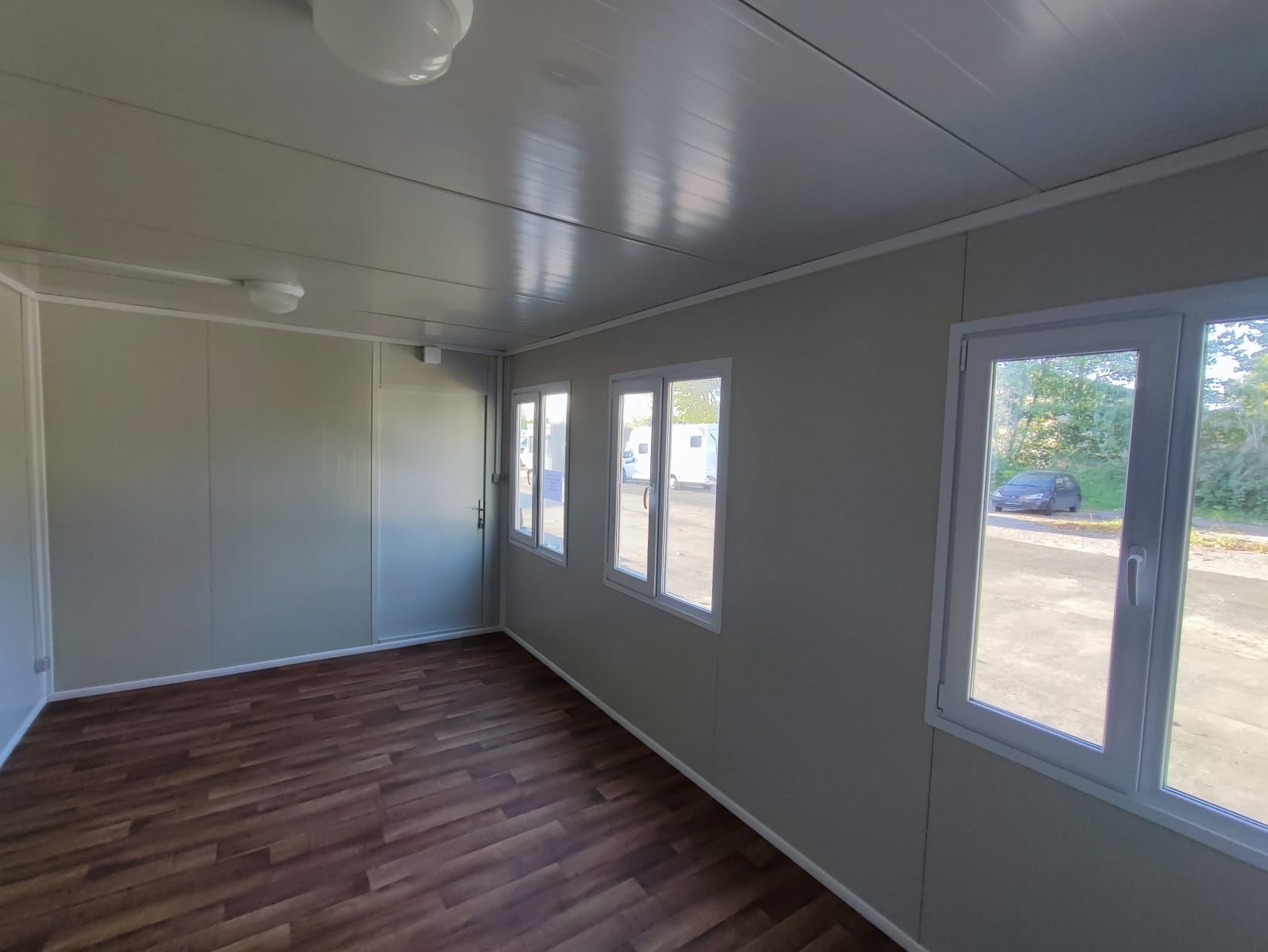 CONTENEDOR DE OFICINA 5x3M