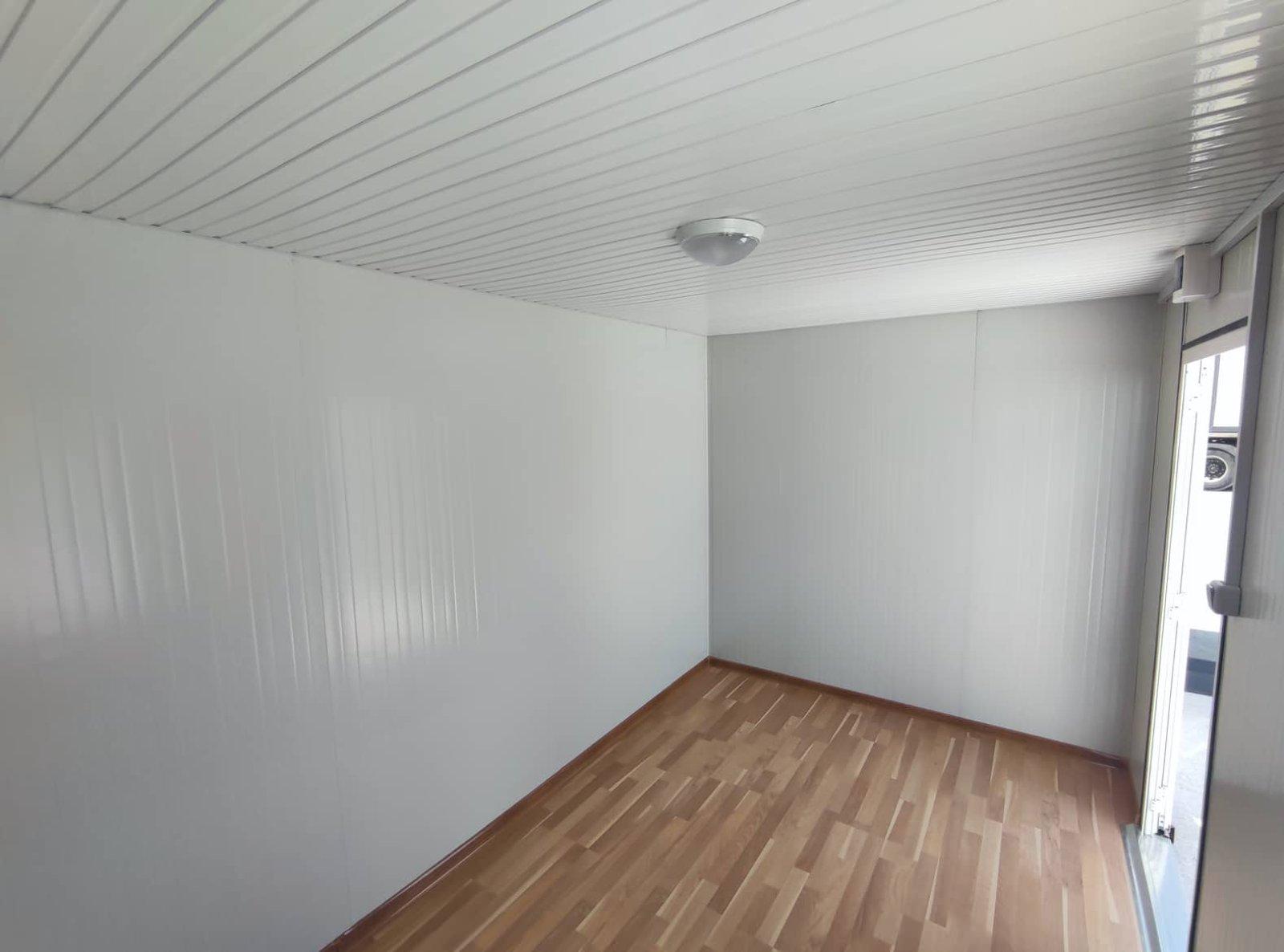 CONTENEDOR DE OFICINA 4 X 2,4M