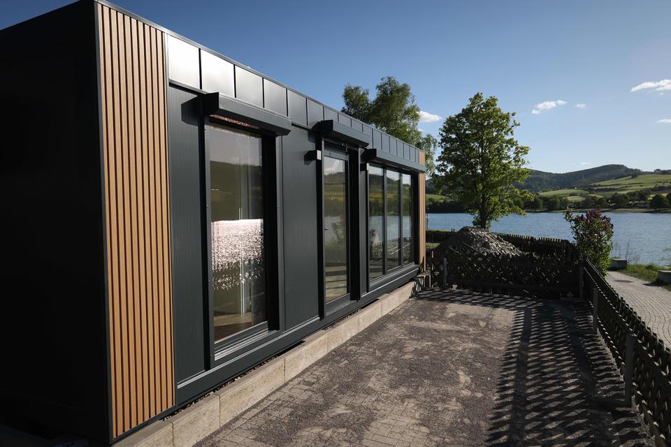 MODULO HABITABLE 8X3M