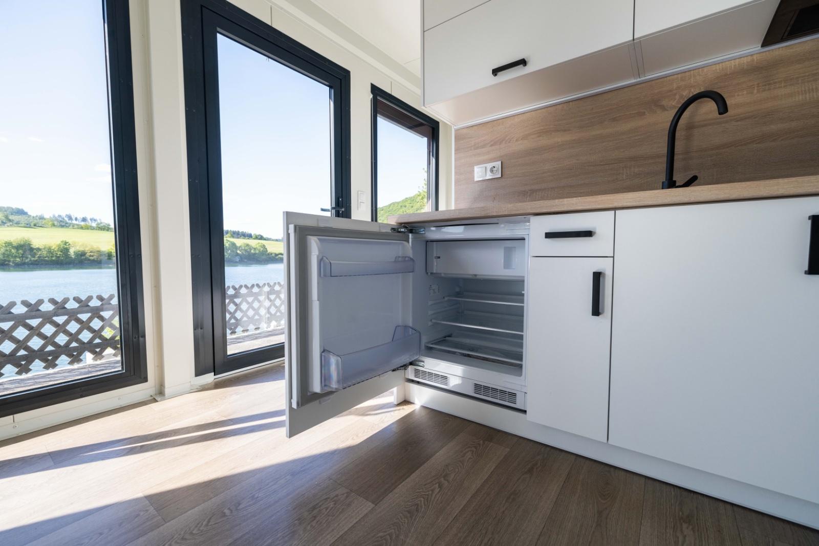 MODULO HABITABLE 8X3M