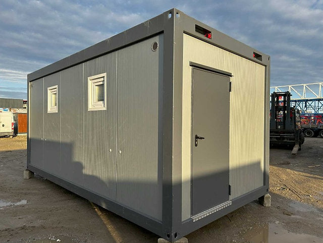 CONTENEDOR SANITARIO 6,00 X 2,44M