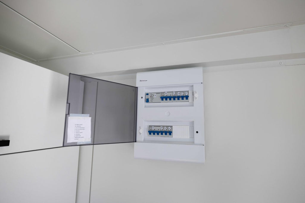 MODULO HABITABLE 8X3M