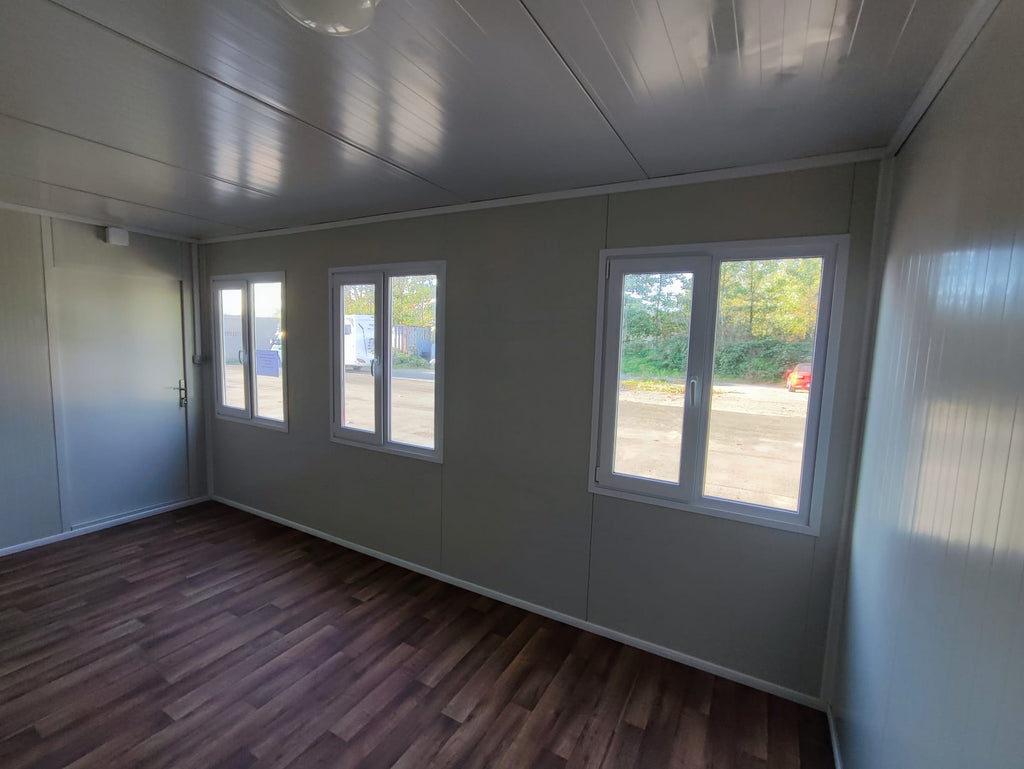 CONTENEDOR DE OFICINA 5x3M