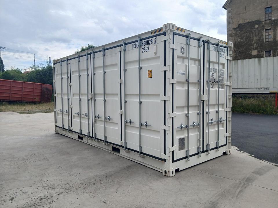 CONTENEDOR DE 20 PIES CON APERTURA LATERAL