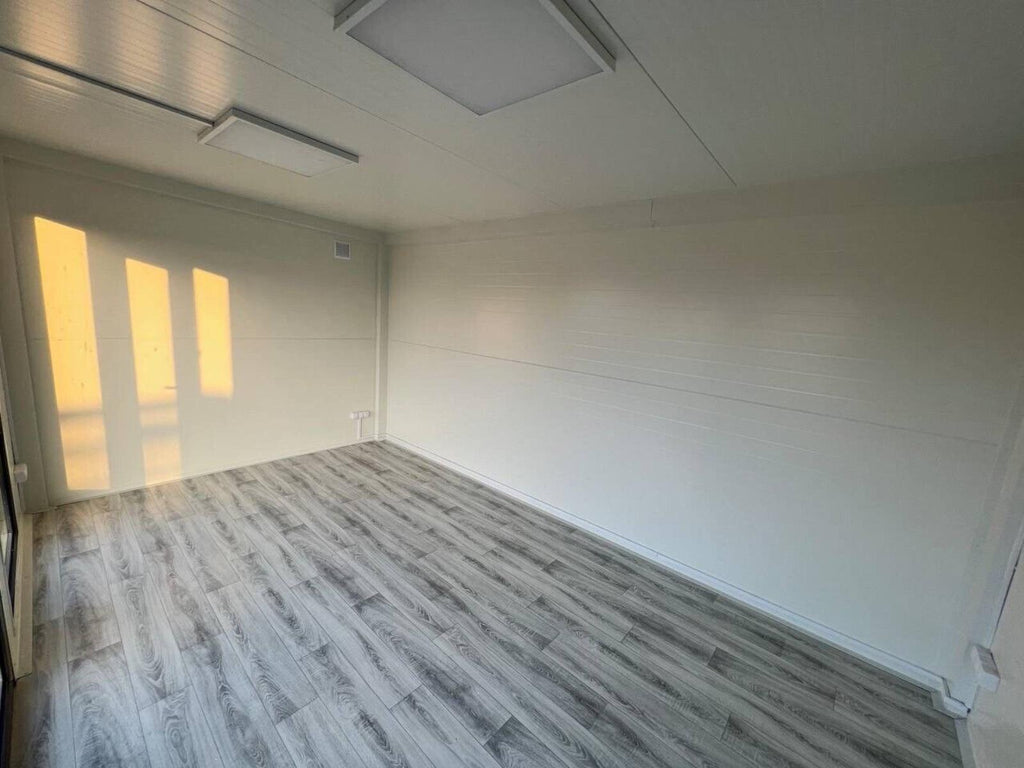 CONTENEDOR DE OFICINA 6x3M